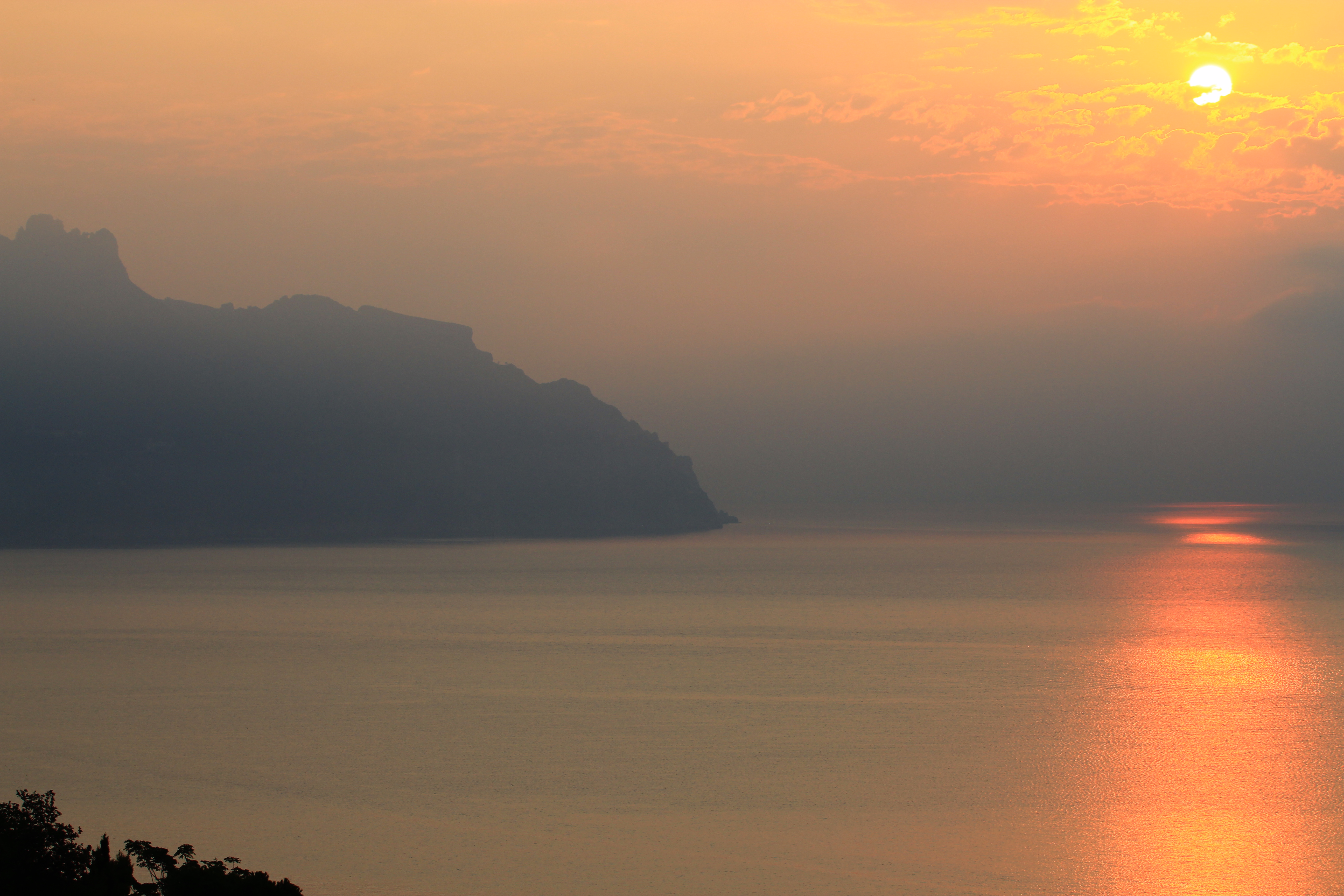 Joe Dobrow photo of sunset in Amalfi
